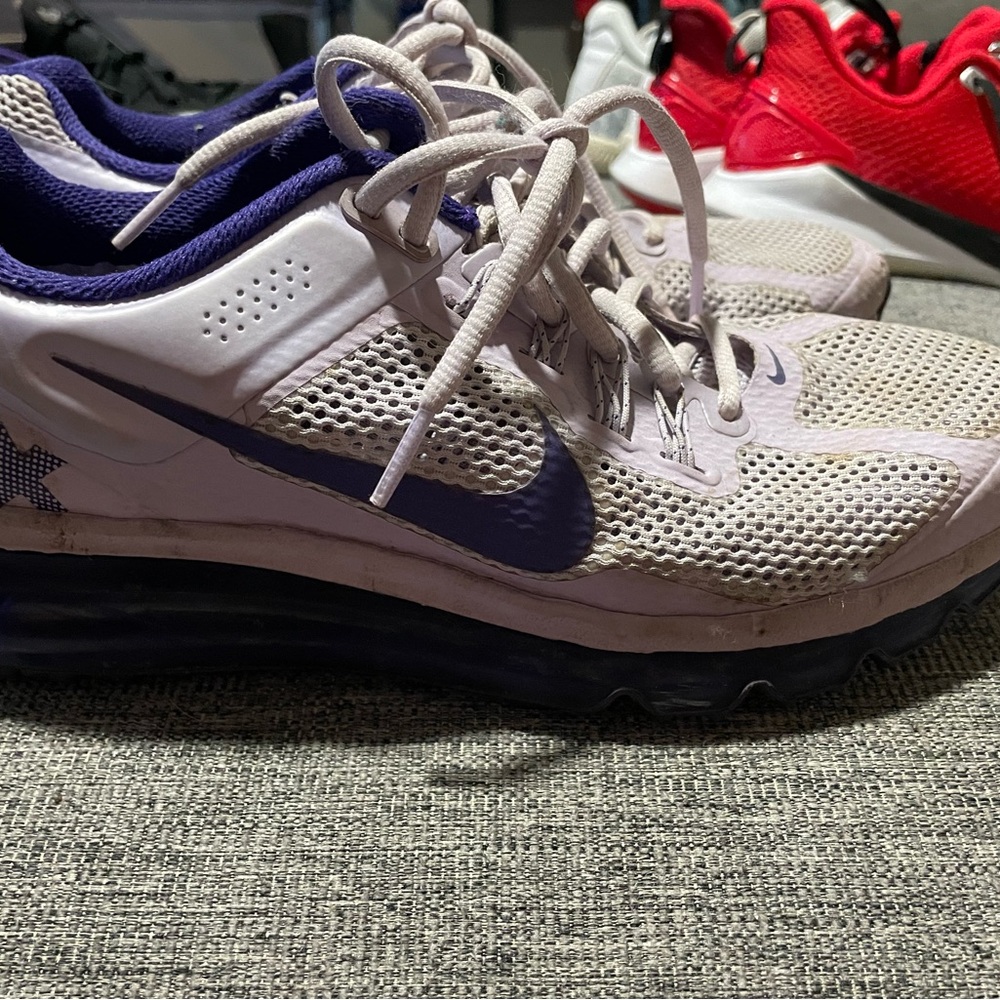 Women’s Nike Air Max shoes